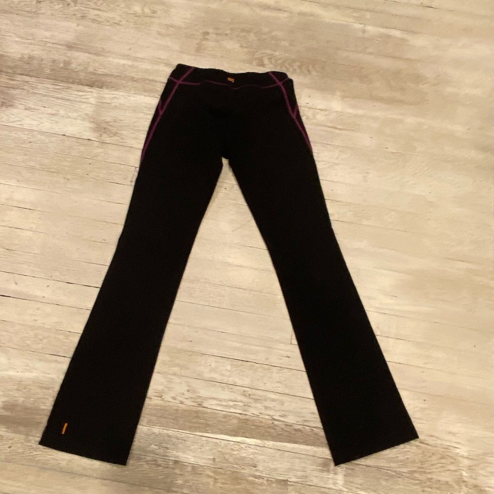 COPY - Lucy black yoga pants with gorgeous lavender stripes size small - Picture 2 of 12